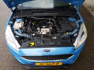 Ford Focus 3 1.0 Ti-VCT EcoBoost 12V 100 Épave (2016, Bleu)