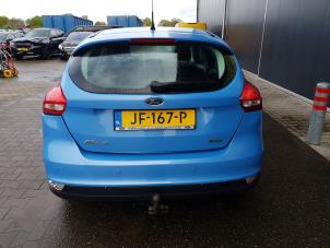 Ford Focus 3 1.0 Ti-VCT EcoBoost 12V 100 Épave (2016, Bleu)