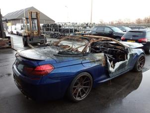 BMW 6 serie M6 V8 32V TwinPower Turbo Épave (2012, Bleu)
