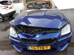BMW 6 serie M6 V8 32V TwinPower Turbo Épave (2012, Bleu)