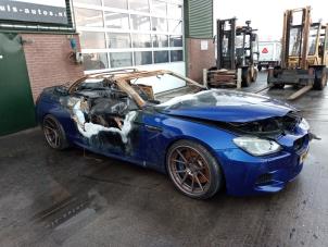 BMW 6 serie M6 V8 32V TwinPower Turbo Épave (2012, Bleu)