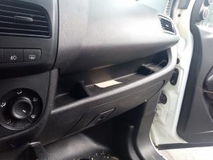 Opel Combo 1.3 CDTI 16V Schrottauto (2018, Weiß)