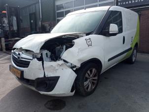 Opel Combo 1.3 CDTI 16V Schrottauto (2018, Weiß)
