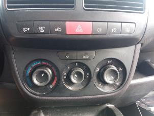 Opel Combo 1.3 CDTI 16V Schrottauto (2018, Weiß)