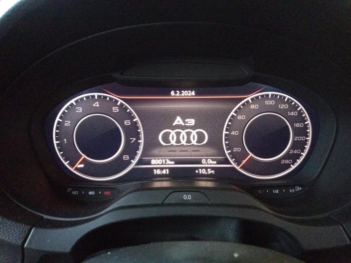Audi A3 Limousine 1.5 TFSI 16V Samochód złomowany (2019, Bialy)
