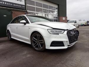 Audi A3 Limousine 1.5 TFSI 16V Samochód złomowany (2019, Bialy)