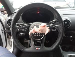 Audi A3 Limousine 1.5 TFSI 16V Samochód złomowany (2019, Bialy)