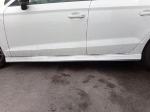 Audi A3 Limousine 1.5 TFSI 16V Samochód złomowany (2019, Bialy)