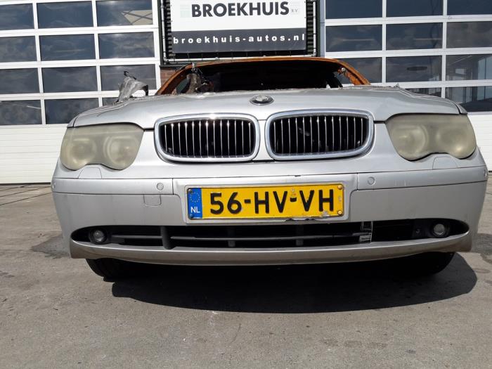 BMW 7 serie 745i,Li 4.4 V8 32V Samochód złomowany (2002, Szary)