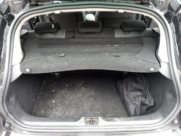 Renault Clio IV 1.5 dCi 90 FAP Épave (2015, Noir)