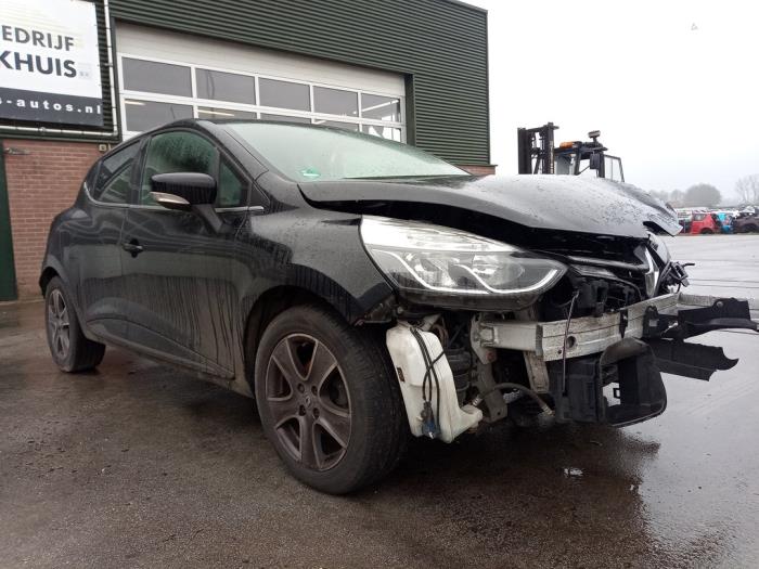 Renault Clio IV 1.5 dCi 90 FAP Épave (2015, Noir)