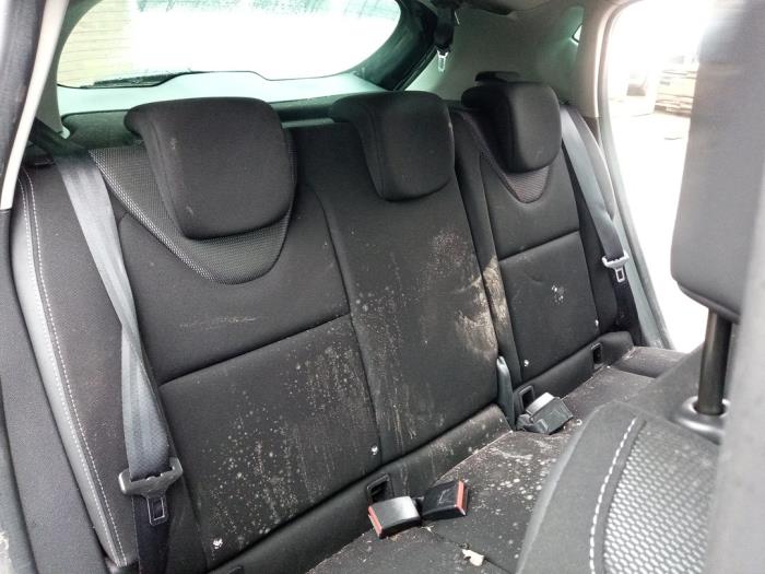 Renault Clio IV 1.5 dCi 90 FAP Épave (2015, Noir)