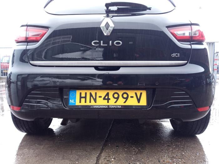 Renault Clio IV 1.5 dCi 90 FAP Épave (2015, Noir)