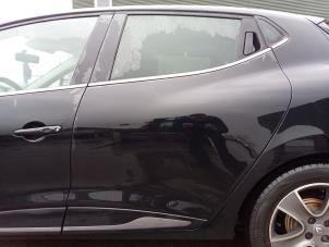 Renault Clio IV 1.5 dCi 90 FAP Épave (2015, Noir)