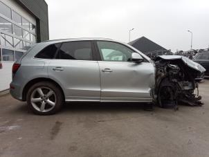 Audi Q5 2.0 TDI 16V Quattro Épave (2014, Gris)