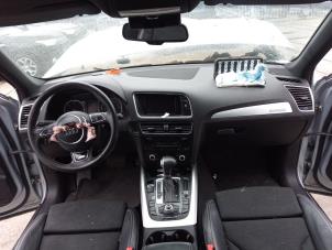 Audi Q5 2.0 TDI 16V Quattro Épave (2014, Gris)