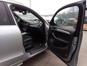 Audi Q5 2.0 TDI 16V Quattro Épave (2014, Gris)