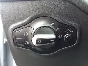 Audi Q5 2.0 TDI 16V Quattro Épave (2014, Gris)