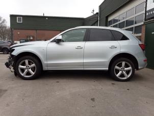 Audi Q5 2.0 TDI 16V Quattro Épave (2014, Gris)