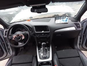 Audi Q5 2.0 TDI 16V Quattro Épave (2014, Gris)
