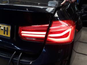 BMW 3 serie 320d 2.0 16V EfficientDynamicsEdition Épave (2017, Noir)