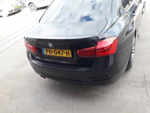 BMW 3 serie 320d 2.0 16V EfficientDynamicsEdition Épave (2017, Noir)
