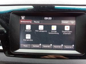 Kia Niro I 1.6 GDI Hybrid Samochód złomowany (2018, Niebieski)