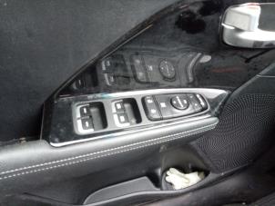 Kia Niro I 1.6 GDI Hybrid Samochód złomowany (2018, Niebieski)