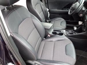 Kia Niro I 1.6 GDI Hybrid Samochód złomowany (2018, Niebieski)