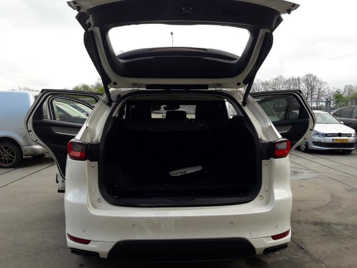 Mazda CX-60 2.5 e-SkyActiv PHEV Épave (2023, Blanc)