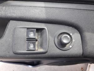 Opel Vivaro 1.6 CDTi BiTurbo 125 Épave (2017, Blanc)
