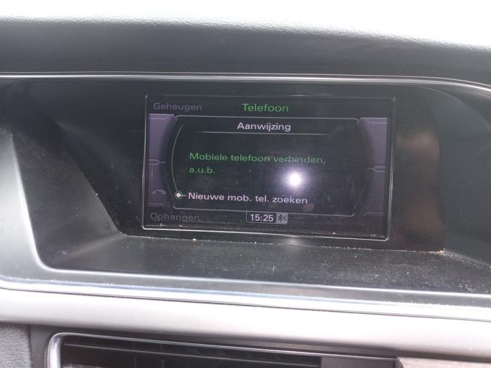 Audi A5 Sportback 2.0 TDI 16V Samochód złomowany (2013, Czarny)