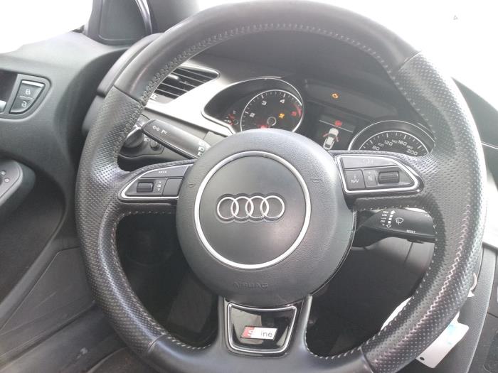 Audi A5 Sportback 2.0 TDI 16V Samochód złomowany (2013, Czarny)