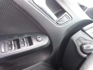 Audi A5 Sportback 2.0 TDI 16V Samochód złomowany (2013, Czarny)