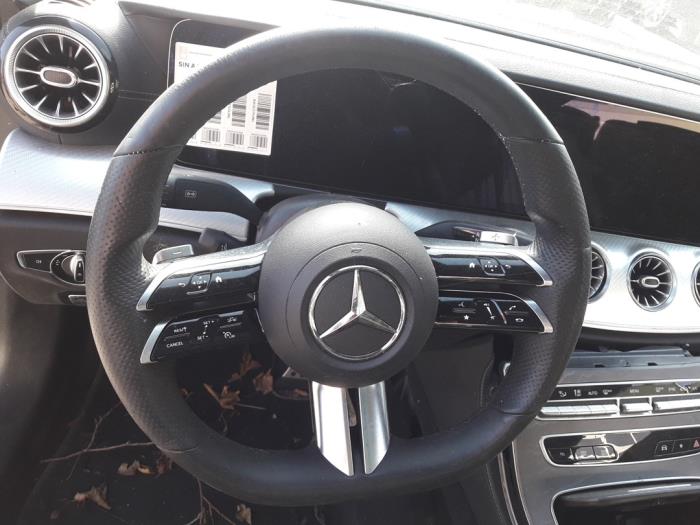 Mercedes E E-200 EQ Boost 2.0 Turbo 16V Samochód złomowany (2020, Szary)