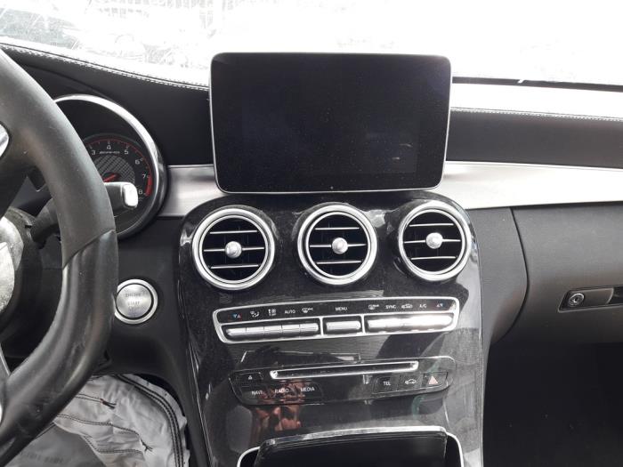 Mercedes C AMG 4.0 C-63 S AMG V8 Biturbo Épave (2017, Noir)