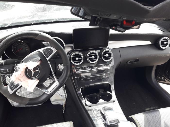 Mercedes C AMG 4.0 C-63 S AMG V8 Biturbo Épave (2017, Noir)