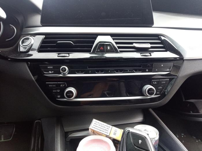 BMW 5 serie M550d xDrive 24V Épave (2017, Noir)