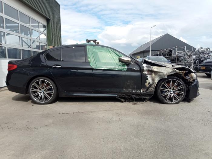 BMW 5 serie M550d xDrive 24V Épave (2017, Noir)
