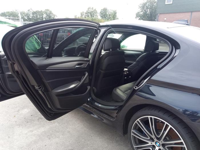 BMW 5 serie M550d xDrive 24V Épave (2017, Noir)
