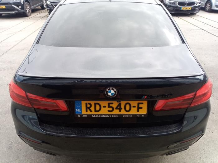 BMW 5 serie M550d xDrive 24V Épave (2017, Noir)