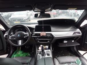 BMW 5 serie M550d xDrive 24V Épave (2017, Noir)