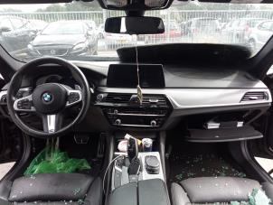 BMW 5 serie M550d xDrive 24V Épave (2017, Noir)
