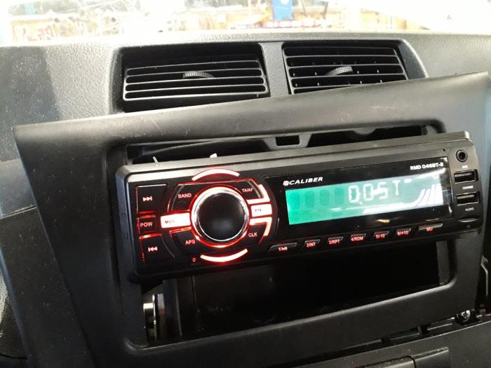 Daihatsu Cuore 1.0 12V DVVT Épave (2010, Vert)