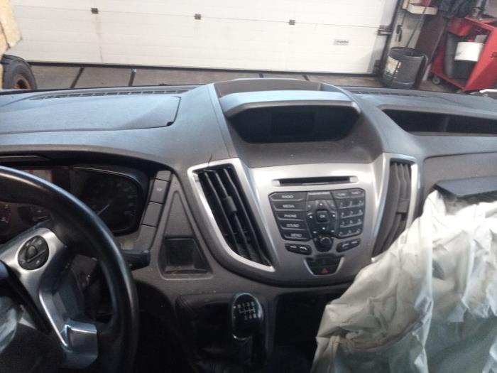 Ford Transit 2.0 TDCi 16V Eco Blue 130 RWD Épave (2019, Blanc)