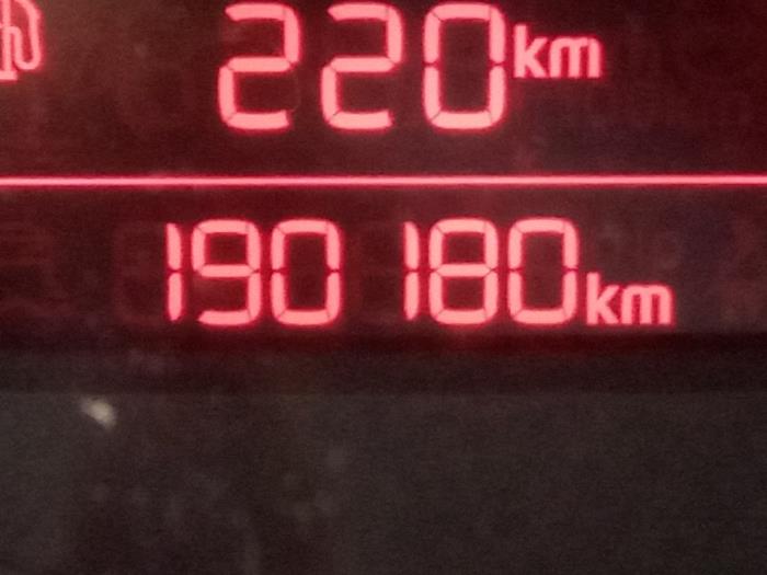 Seat Mii 1.0 12V Samochód złomowany (2012, Czerwony)