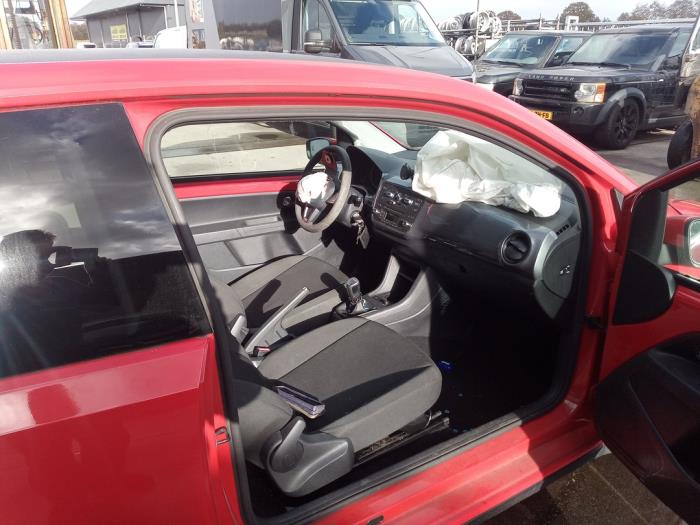 Seat Mii 1.0 12V Samochód złomowany (2012, Czerwony)