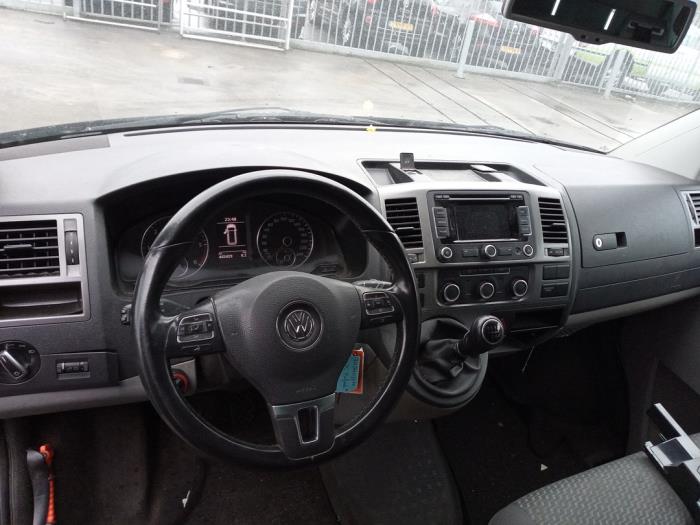 Volkswagen Transporter T5 2.0 TDI DRF Épave (2013, Noir)