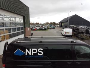 Volkswagen Transporter T5 2.0 TDI DRF Épave (2013, Noir)