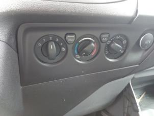 Ford Transit Custom 2.0 TDCi 16V Eco Blue 105 Vehículo de desguace (2018, Blanco)